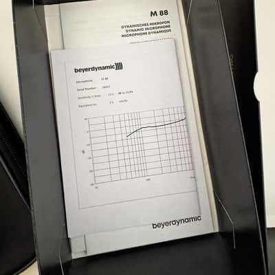 Beyerdynamic M88 TG | Hypercardioid Dynamic Microphone | Original Box image 2