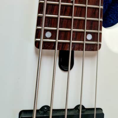 Yamaha BB 405 - EMG J set image 4