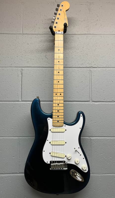 Fender American Stratocaster Plus Series 1991 Midnight Blue