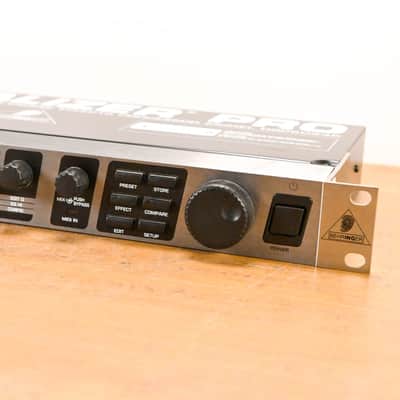 Behringer Virtualizer Pro DSP2024P 24-Bit Multi-Effects Processor CG01Z4X image 2