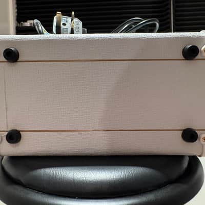 Vox VBM1 Brian May Special Recording Amp 10-Watt 1x6.5" Guitar Combo 2003 - 2005 - White with Brown Diamond Cloth image 5