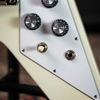Gibson '70s Flying V Electric Guitar - Classic White with Hardshell Case image 12