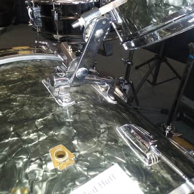 Vintage Pre-Serial Ludwig Black Diamond 3 Piece with Ludwig soft cases image 8