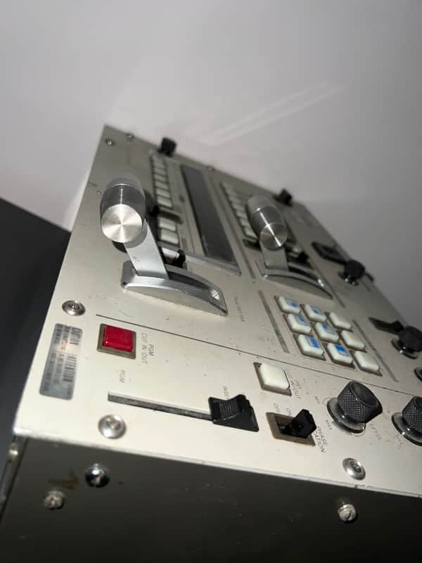 Sony SEG-2000AP Special Effects Generator (Vintage Video Mixer) 1980 - 1985 image 1