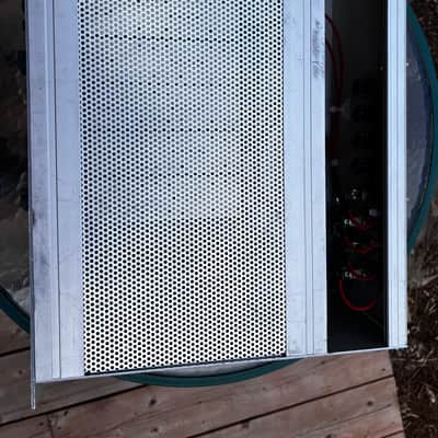 Pair of Neve 2254e - recapped/calibrated image 5