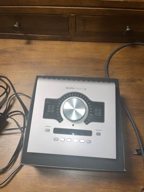 Universal Audio Apollo Twin X Duo Gen 2 Thunderbolt Audio Interface 2024 - Present - Silver image 1