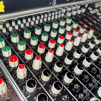 POLYGRAM (Deutsche Grammophon) desk recapped! image 4