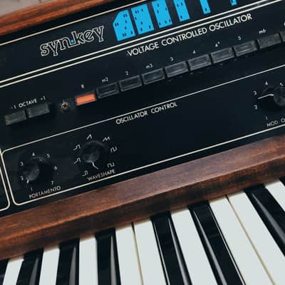EML Synkey 2001 (CV/Gate mod) Bild 5