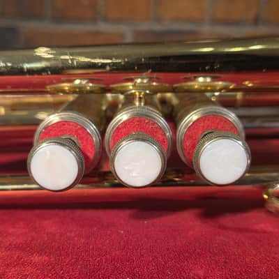 Yamaha YTR-2320 Trumpet Brass w/ Carrying Case - JUST SERVICED!! image 10