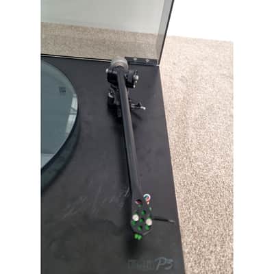 REGA Planar 3 Turntable - Iconic Design - Good image 10