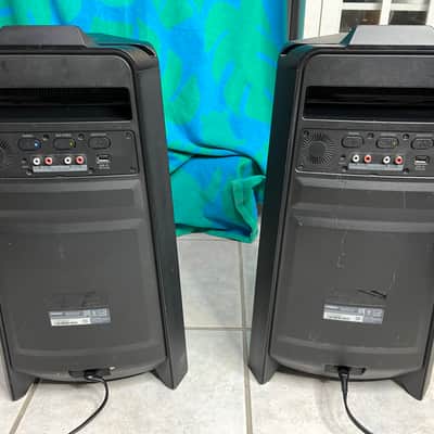 "Two" Samsung MX-T40 300W Sound Tower Wireless Bluetooth Speakers, with remote. image 5