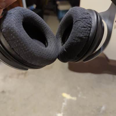 Shure SRH1540 Headphones - Mint image 4