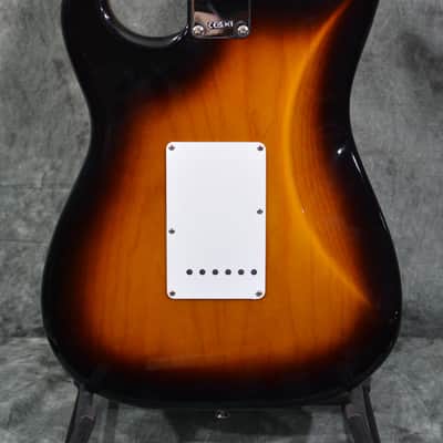 Fender 70th Anniversary American Vintage II 1954 Reissue Stratocaster Sunburst w Tweed Case & FAST Same Day Shipping image 5