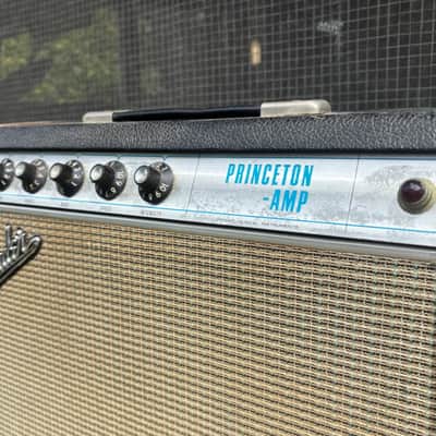 Fender Princeton "Drip Edge" 12-Watt 1x10" Guitar Combo 1968 - 1969 - Silverface image 3