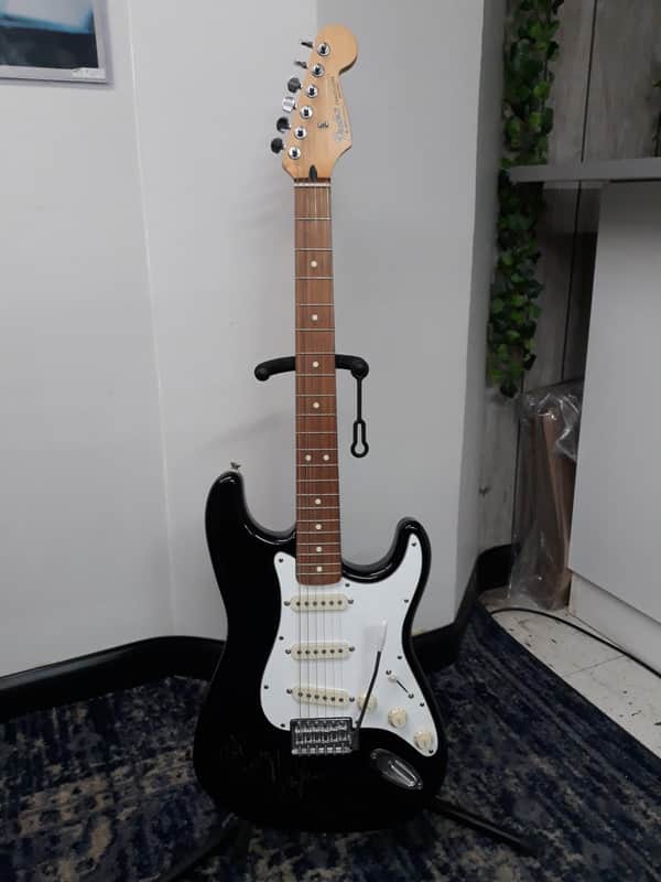 Fender Standard Stratocaster - Used image 1
