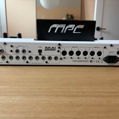 Akai MPC2500 S.E. (Special Edition) image 4