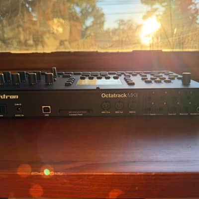 Elektron Octatrack MkII Anniversary Edition Dynamic 8-Track Performance Sampler 2020 - Black image 4
