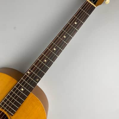 Gibson  B15 67-68 - Natural Rare Small bodied (LG size) Mahogany back and sides, Solid Spruce top. With era correct SS Case image 3