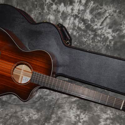2022 Breedlove - Oregon Concert Bourbon CE Myrtlewood - Bourbon Burst image 3