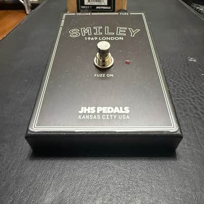 JHS Legends Series Smiley 1969 London Fuzz 2020 - 2025 - Black image 1