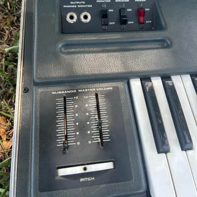 1970s Moog Sonic Six vintage analog synthesizer image 6