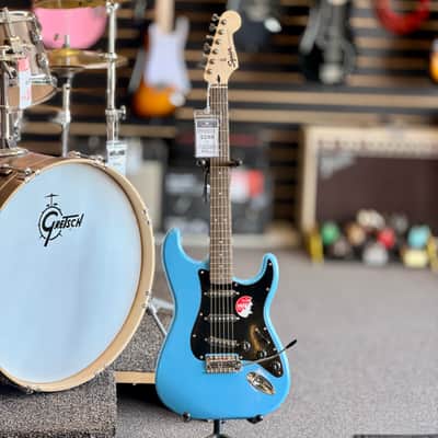 Squier by Fender Sonic Stratocaster Electric Guitar, California Blue image 4
