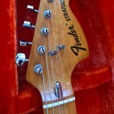 Fender Stratocaster 1975 - Mocha image 2