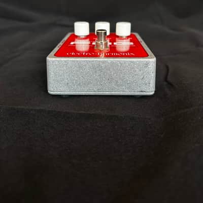 Electro-Harmonix Micro POG Polyphonic Octave Generator 2007 - Present - Red / Gray image 3