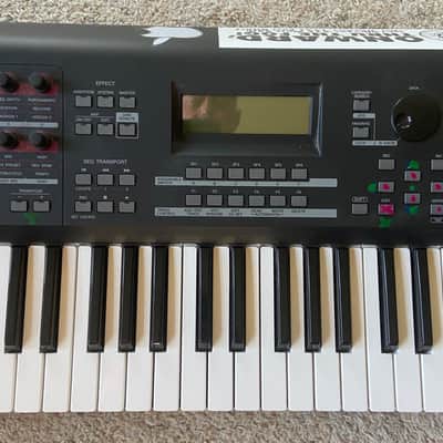 Yamaha MOXF6 61 Key Synthesizer Workstation + FL512M Memory Expansion Card image 3