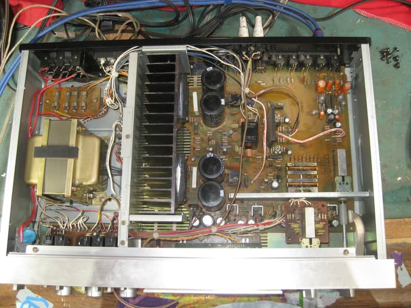 Vintage Akai AM-U03 Stereo Integrated amplifier - Serviced! | Reverb