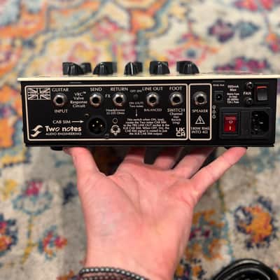 Victory Amps V4 The Duchess 180-Watt Hybrid Guitar Amp Pedal 2022 - Present - Cream image 6