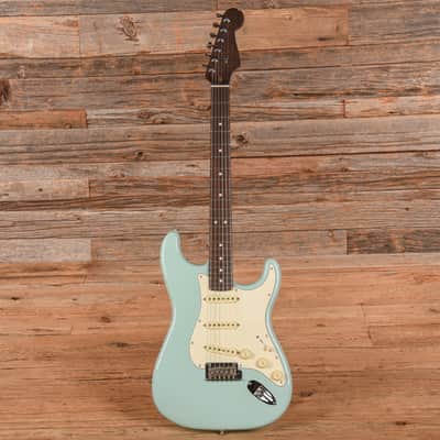 Fender American Professional Stratocaster Daphne Blue 2019 image 4