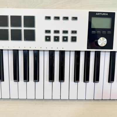 Arturia KeyLab Essential 49 MK3 USB MIDI Controller Keyboard White 2023 image 4