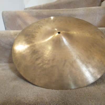 Zildjian Vintage avedis 18-in crash or light ride 1960s/early 70s excellent! image 3
