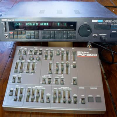 MKS-70 Rackmount Analog Synthesizer with PG-800 programmer