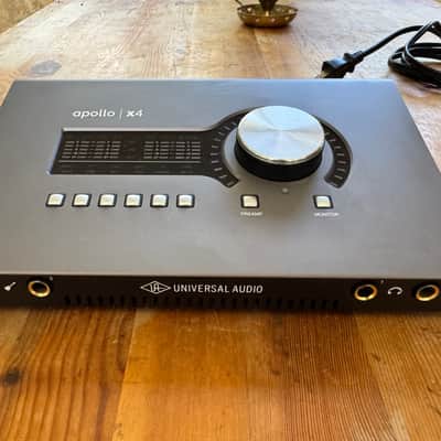 Universal Audio Apollo x4 QUAD Thunderbolt 3 Audio Interface 2019 - Present - Gray image 2