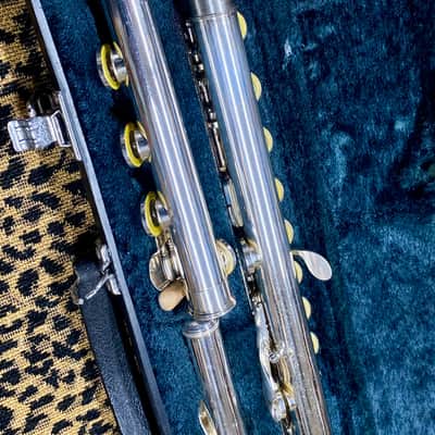 Yamaha YFL-382 Intermediate Flute Inline G B-Foot - Solid Silver Headjoint image 8