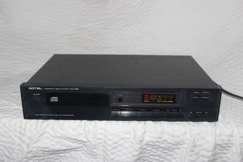 Rotel RCD-855 Compact Disc Player - Powers On, Error Code, For Parts/Repair Sep26 #A2