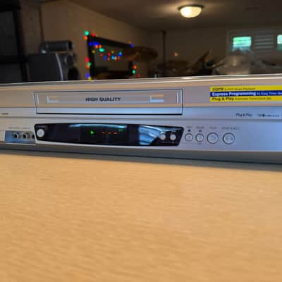 JVC HR-J693U VHS VCR 4-Head Hi-Fi Stereo Plug & Play – Tested Working! Beauty! image 4