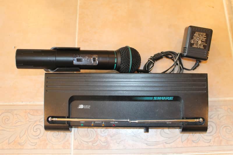 Shure BG 3.0 Handheld mic & Marcad Diversity Receiver Wireless System image 1