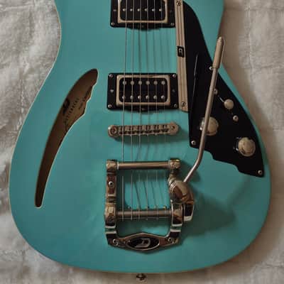 Duesenberg Caribou 6-String Chambered Electric Guitar 2020s - Narvik Blue image 2
