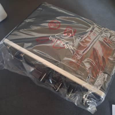Behringer umc 202hd NEW! image 5