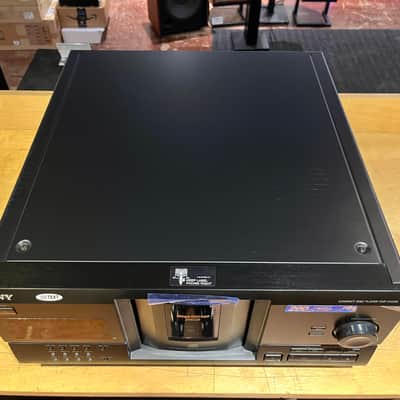 Sony CDP-CX235 200-Disc Mega Changer in Black Finish w/ Box, Manual & Remote image 3