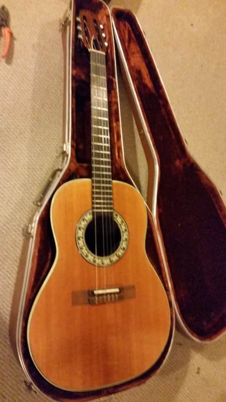 Ovation 1624-4 Country Artist 1976 OHSC image 1