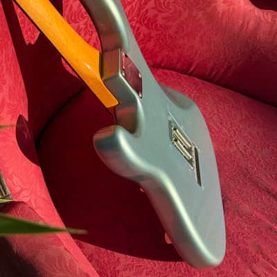 Fender American Vintage '62 Stratocaster 1989 - 1996 Ocean Turquoise image 14