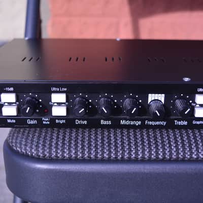 Ampeg SVP  Black with White Controls image 2