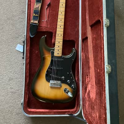 Fender Stratocaster with Maple Fretboard 1978 - 1981 - Sunburst image 1