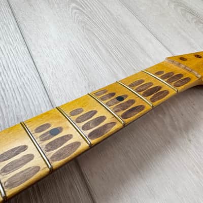 Relic Fender American Vintage II 1957 Stratocaster Maple Neck V Profile image 5