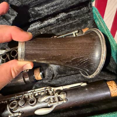 Normandy 7 Clarinet Circa 1970s - Black w/ Nice Case image 4