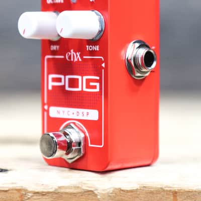 Electro-Harmonix Pico POG Polyphonic Octave Generator Pico-Sized Effect Pedal imagen 2